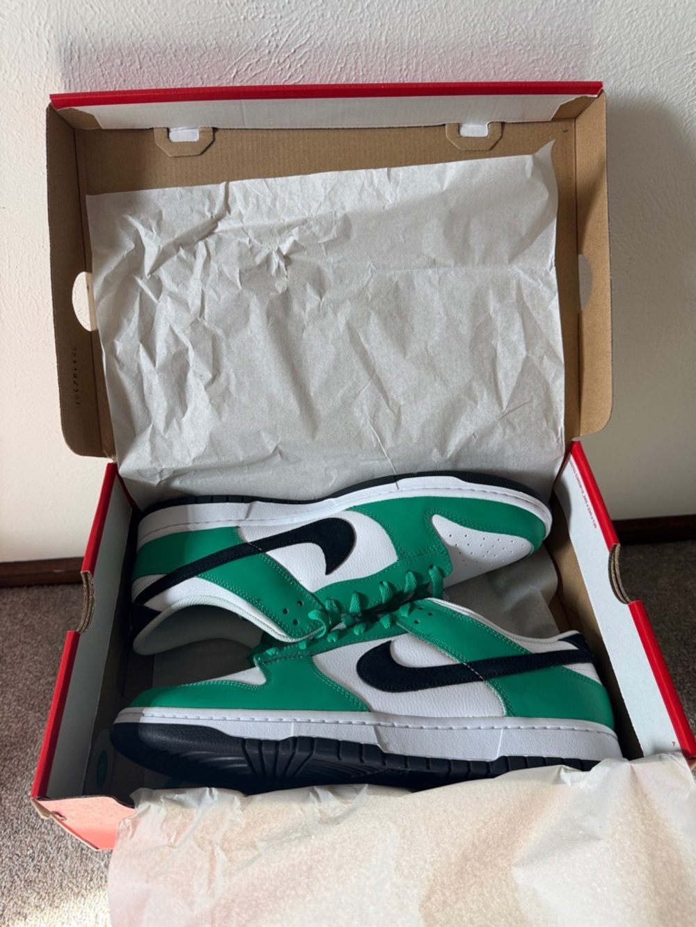 Nike Dunk Low Celtics Low-Top Sneakers in Green, White & Black